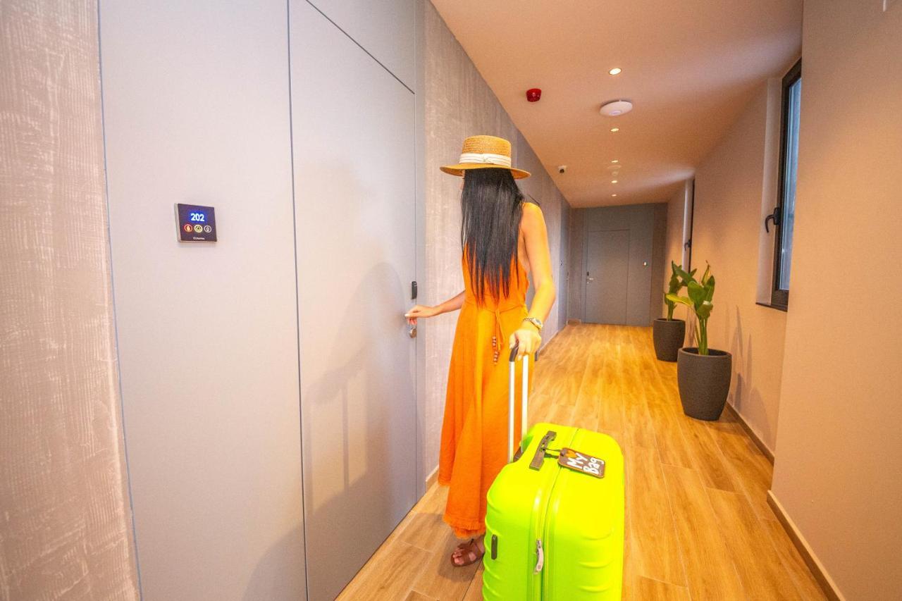 Azura Ksamil Hotel エクステリア 写真