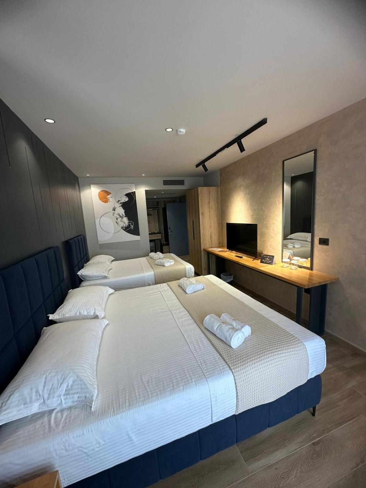 Azura Ksamil Hotel エクステリア 写真